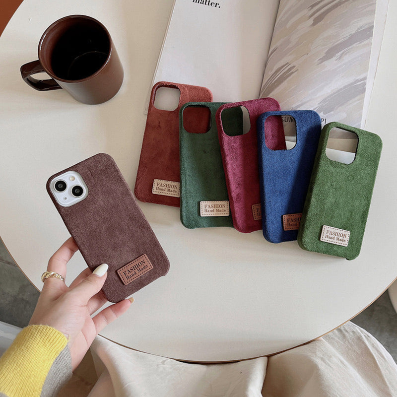 "Tracing the Retro" Velvet-Style Smartphone Case