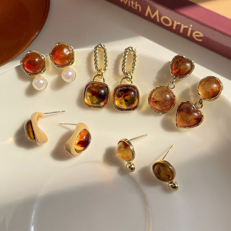 "Okonomi Amber" Amber-style design earrings