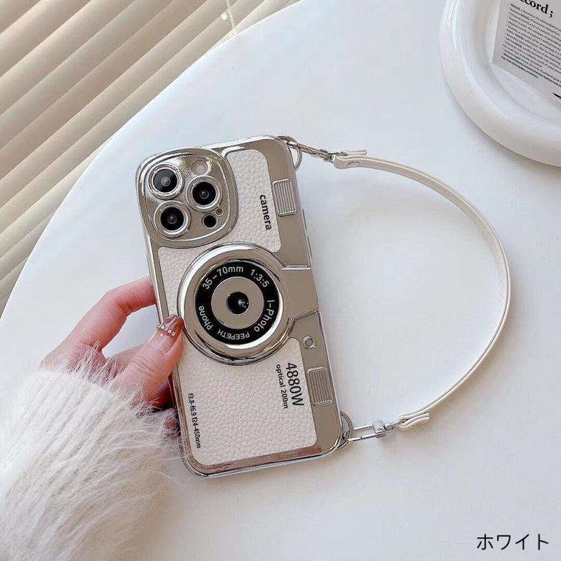 Camera-shaped smartphone case for "memories and records"