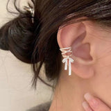 "Turnaround lace-up" ribbon design single ear cuff