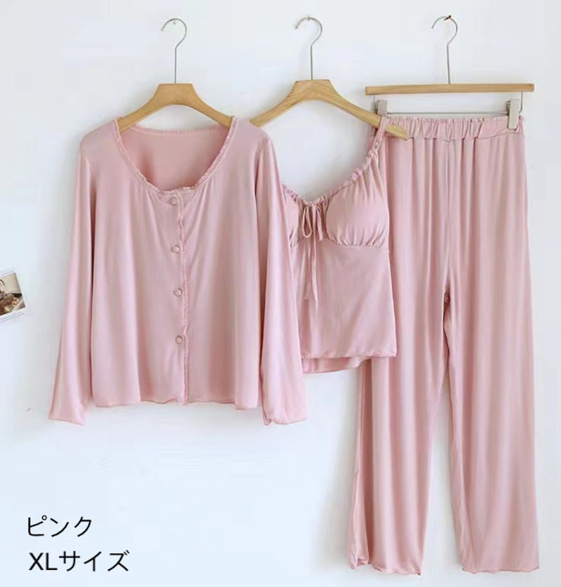 "Dream World" 3-piece pajama set