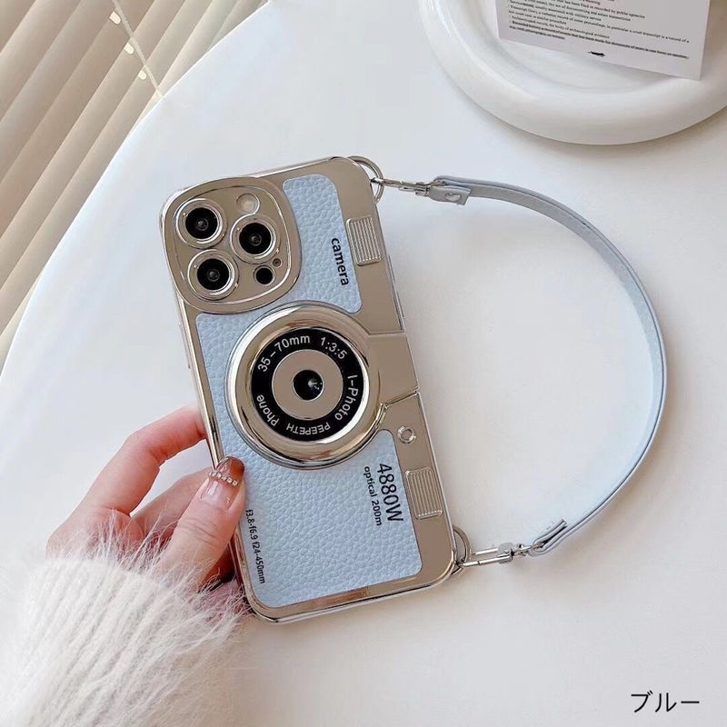 Camera-shaped smartphone case for "memories and records"