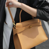 "Changeable Leather" 2-way leather bag