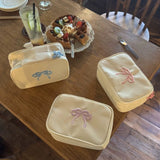 「リボンエンブロイダリー」ポータブルメイクポーチ