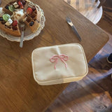 「リボンエンブロイダリー」ポータブルメイクポーチ