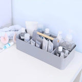 "Spatial Stack" stackable storage cases with handles