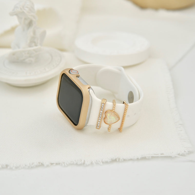 "Coordinate your band" Heart Apple Watch band accessory set