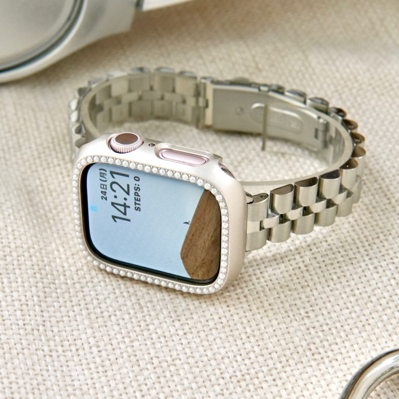 "Simple and timeless" Apple Watch band 