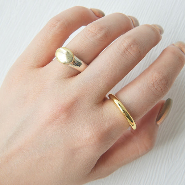 "Standing Together" design ring set of two