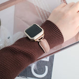 "D-Curve" Metal Bracelet-Style Apple Watch Band