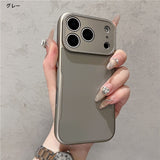 "Knife-edge" slender and elegant form, sophisticated matte finish full-coverage hard case for iPhone