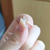 "Even when your piercings are taking a break, don't forget to be cute." Discreet protection. A 5-piece set of carefully designed transparent resin earrings.