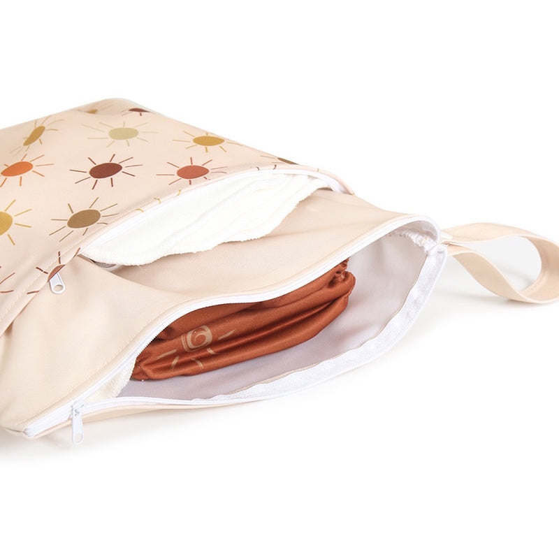 Large capacity waterproof pouch for "from sunny days to the sea"