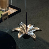 "Fluctuating Fragrance" Lily Motif Ceramic Incense Holder