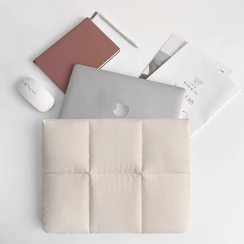 "Simple Waterproof" Protective Bag for Apple Laptops