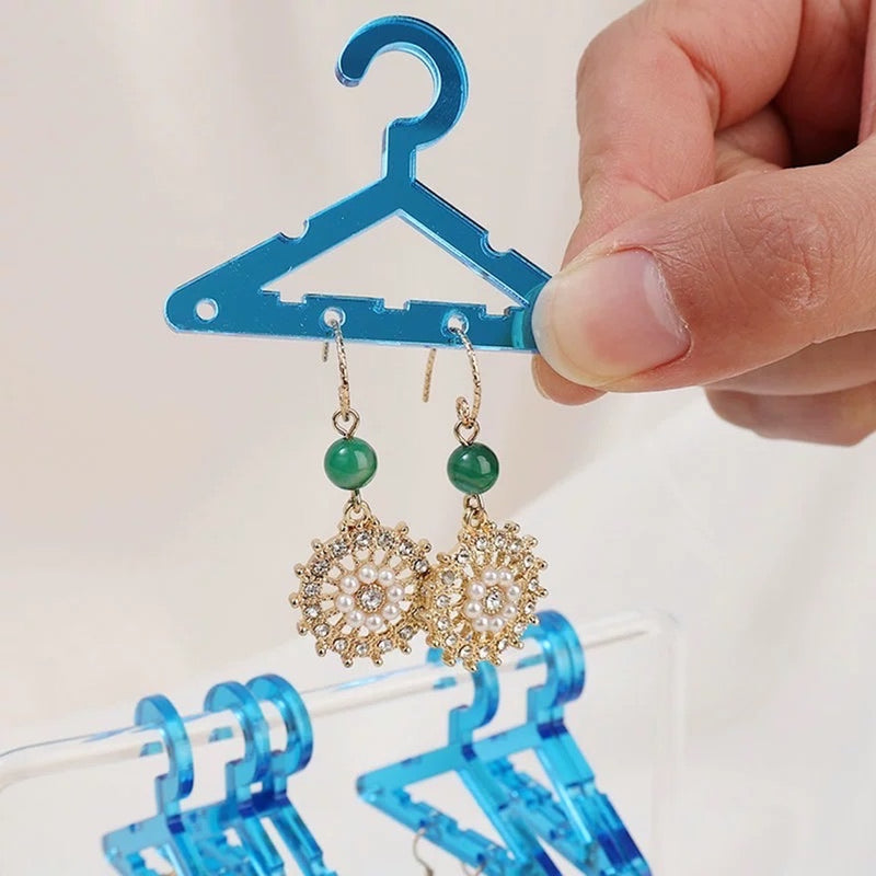 "Piercing Boutique" Hanger-style earring storage