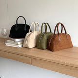 "Quiet Excitement" Recommended Leather Boston Bags for Fall/Winter