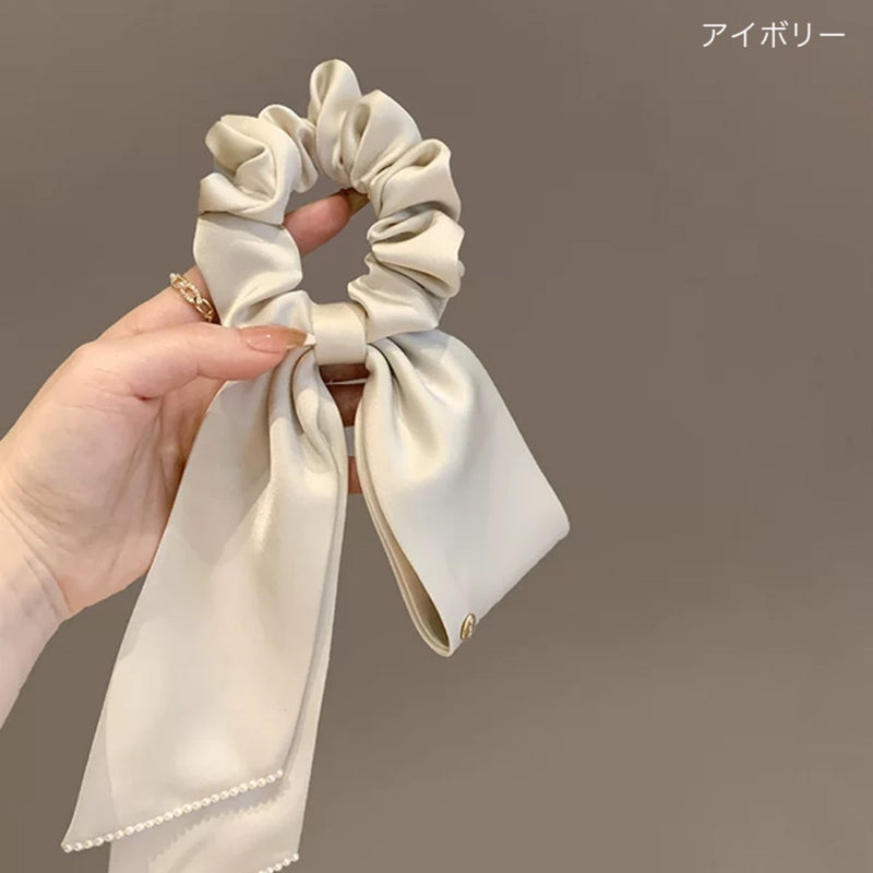 "Turning Ribbon" Pearl Ribbon Scrunchie