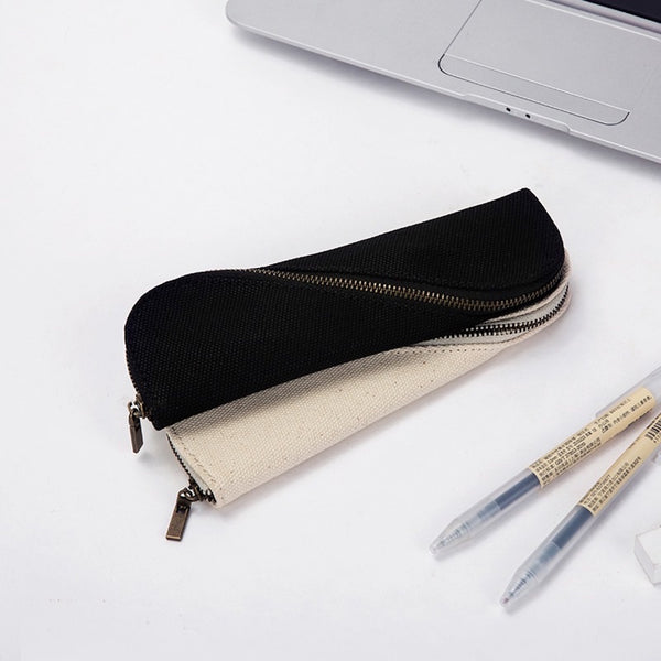 "Clean and tidy" pen case
