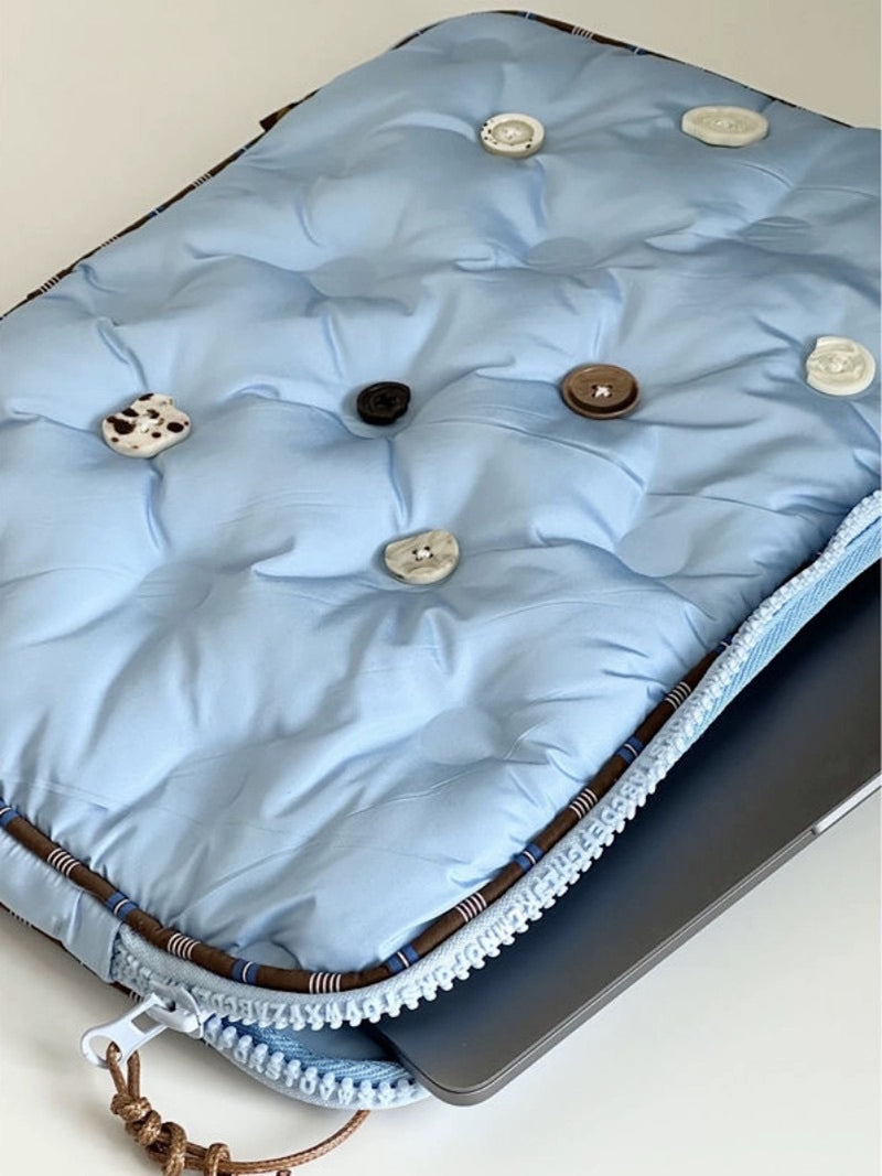 "Device Cushion" Fluffy PC/iPad Storage Case