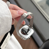 「手元をすっきり見せる」スリムメタルメッシュアップルウォッチバンド