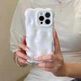 Niche Style Solid Color Wave Shell Phone Case for iPhone 16 Pro Max, Apple 17 New 14/15