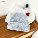 "Soft accent" unisex mixed color knit hat