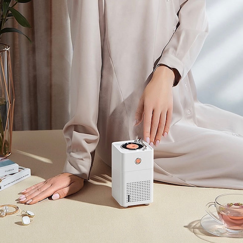 "Leave the night" humidifier with light