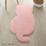 "Riding on your back" cat-shaped carpet