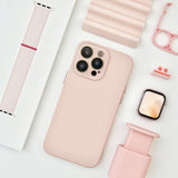 "Versatile and simple" matte smartphone case