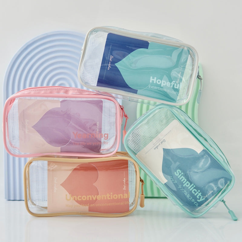 "Visible, attractive" clear pouch for storing your favorite goods