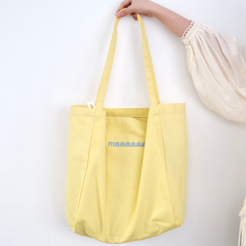 "For all of your life" A tote bag for your favorite idols that can hold a fan