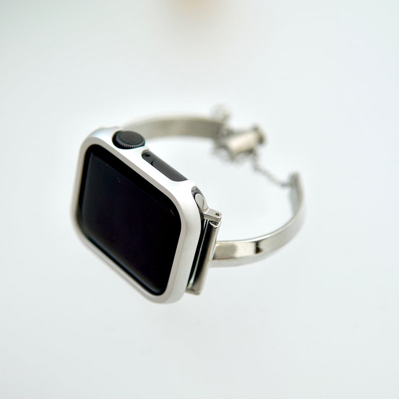 "Bangle-like" metal Apple Watch band 