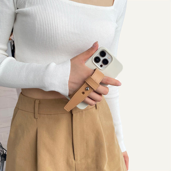 "Smartphone Band" Smartphone case with drop prevention belt