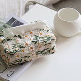 "Innocent Garden" Daisy pattern tissue case